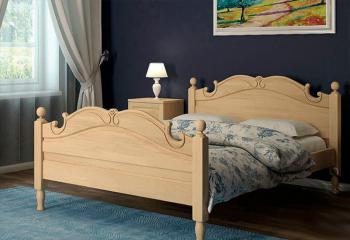Полутороспальная кровать из сосны «Драма»